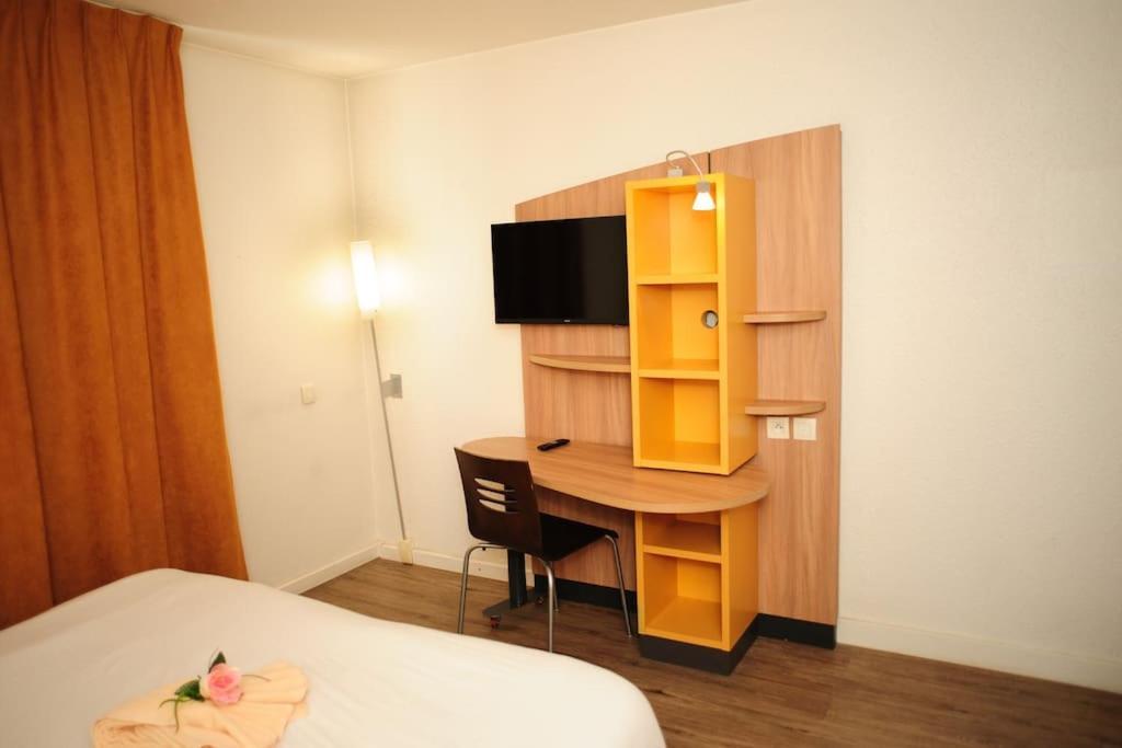 5 Minutes Du Zenith - Studio Chic Pantin Bagian luar foto